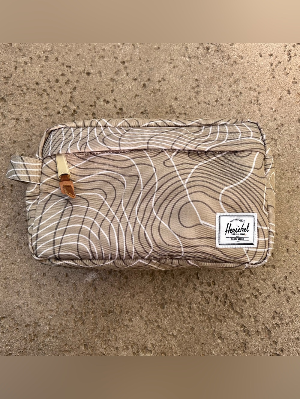 HERSCHEL SUPPLY CO. // Chapter Travel Kit 3L — Twill Topography Print